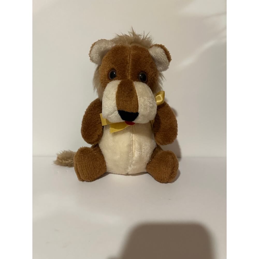 Vintage Stuffed Lion Wondertoy Rare